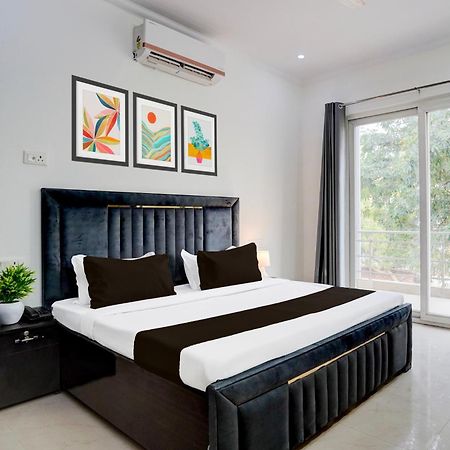 Super Townhouse Sector 53 Golf Course Road Apartment Gurgaon Exterior photo