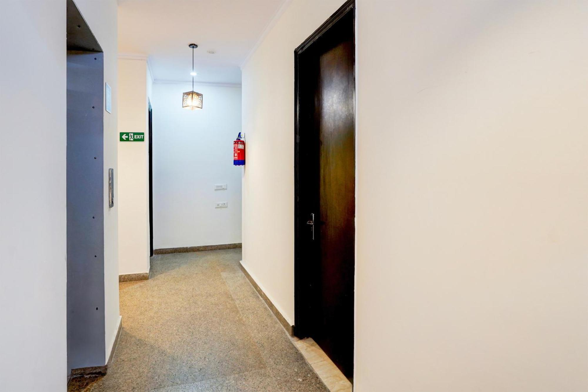 Super Townhouse Sector 53 Golf Course Road Apartment Gurgaon Exterior photo