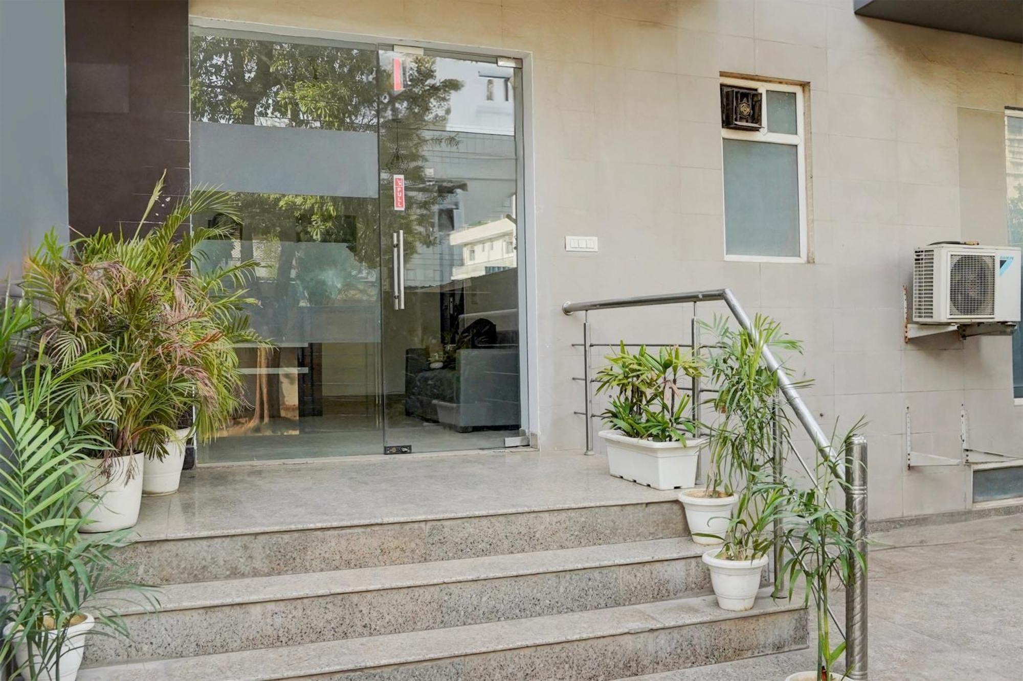 Super Townhouse Sector 53 Golf Course Road Apartment Gurgaon Exterior photo